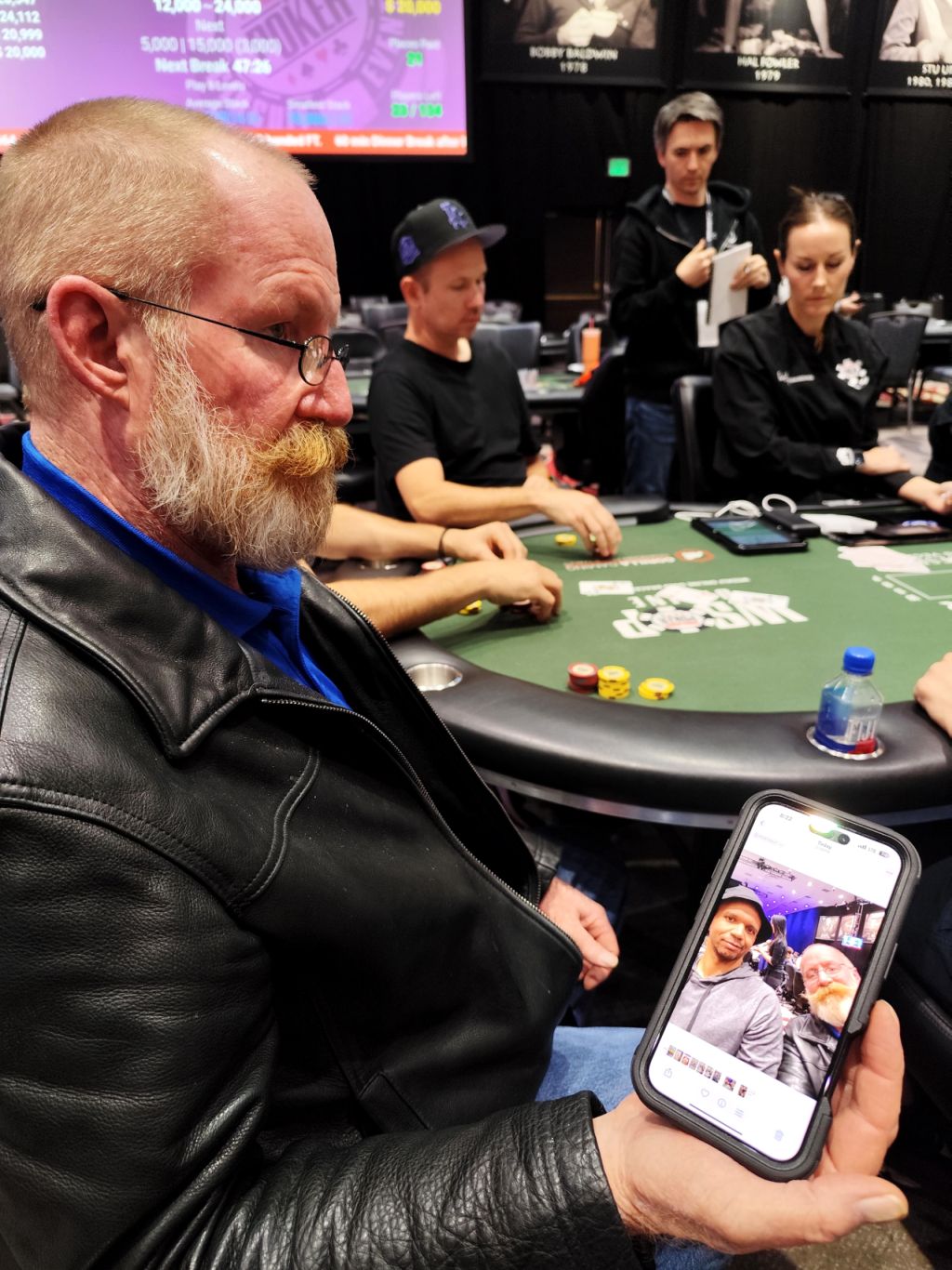 Boyd Burnett présente son selfie
